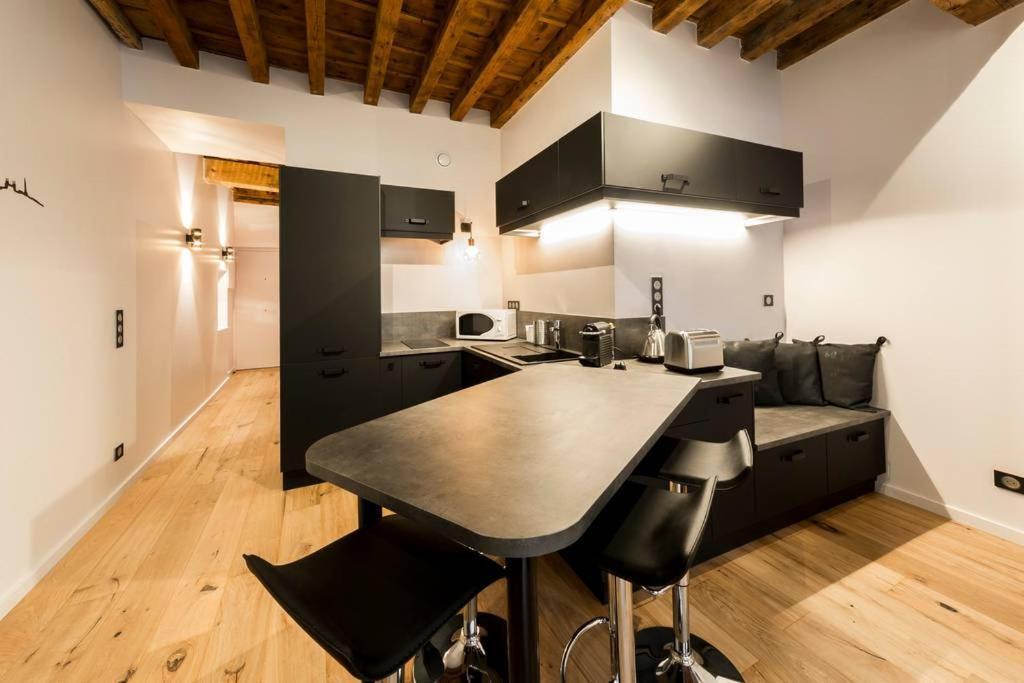 Beau Bijou Au Coeur Du Vieux Lyon Ail Apartment ภายนอก รูปภาพ